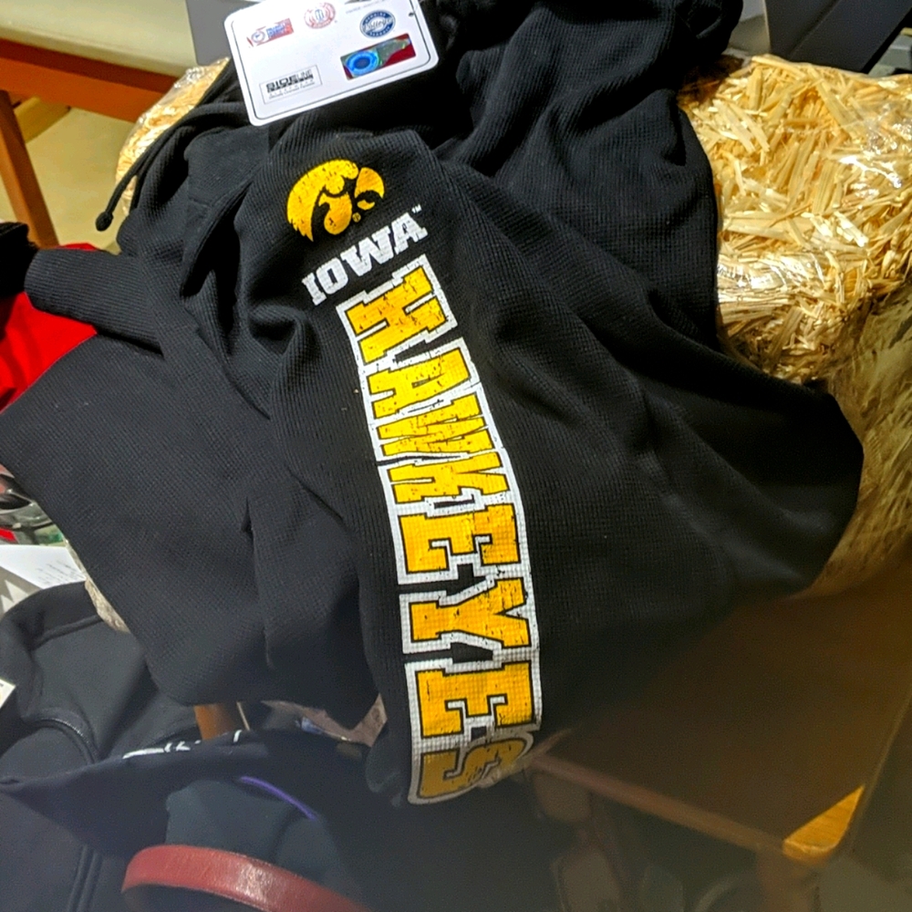 NWT Iowa Hawkeyes Lounge Pants